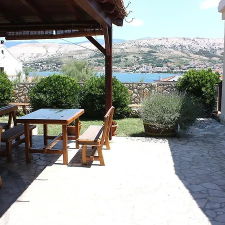 Mb Bed&Breakfast Pag Town