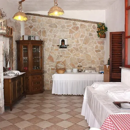 Mb Bed&Breakfast 3* Pag Town