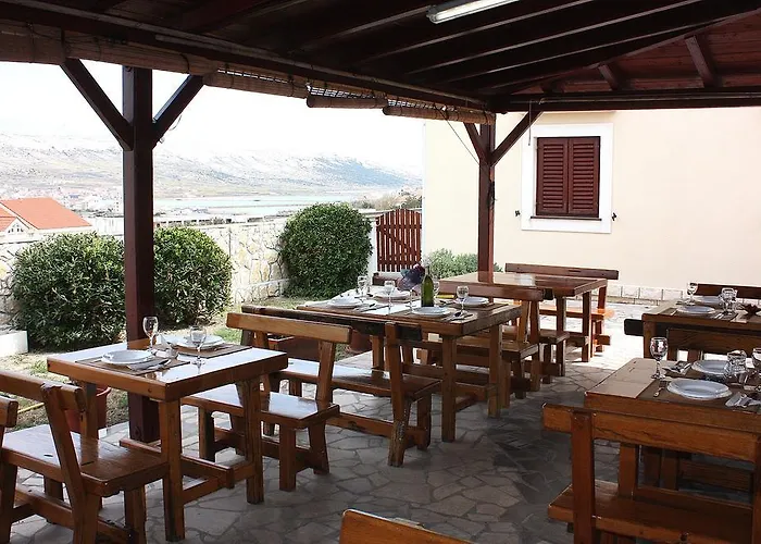 Mb Bed&Breakfast krevet i doručak Pag Town