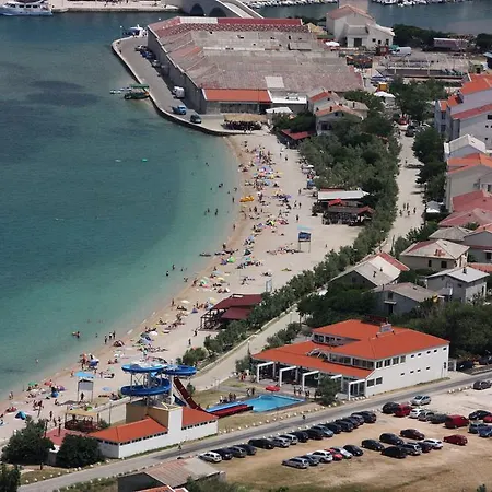 Mb Pag Town