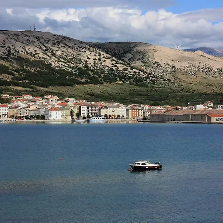 Mb 3* Pag Town