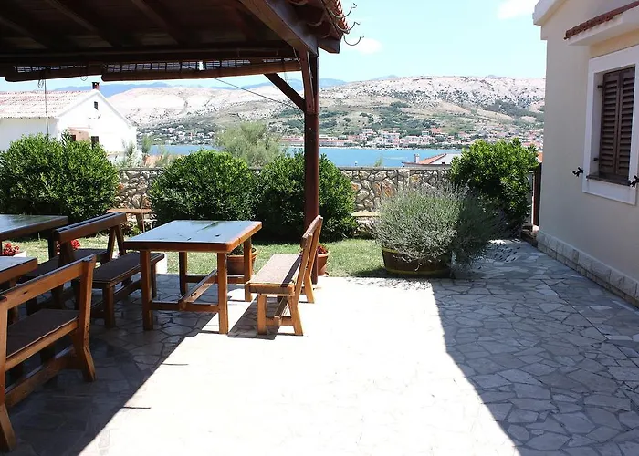 Mb Bed&Breakfast Pag Town