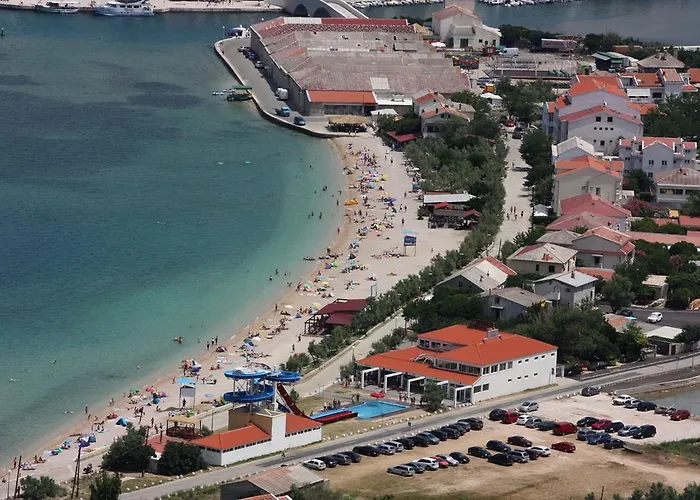 Mb Pag Town